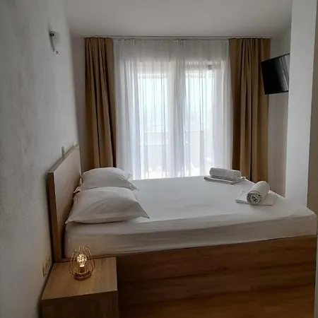 Steko * Μακάρσκα