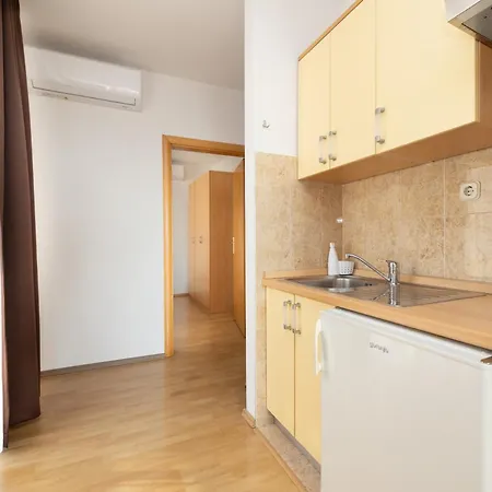 Steko Apartment *