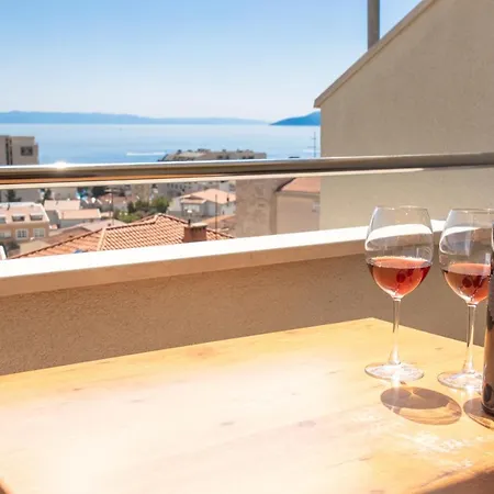 Steko * マカルスカ