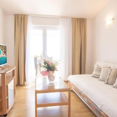 アパート Steko マカルスカ